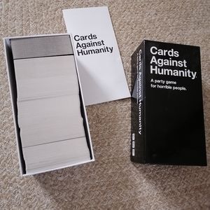 Cards against humanity game